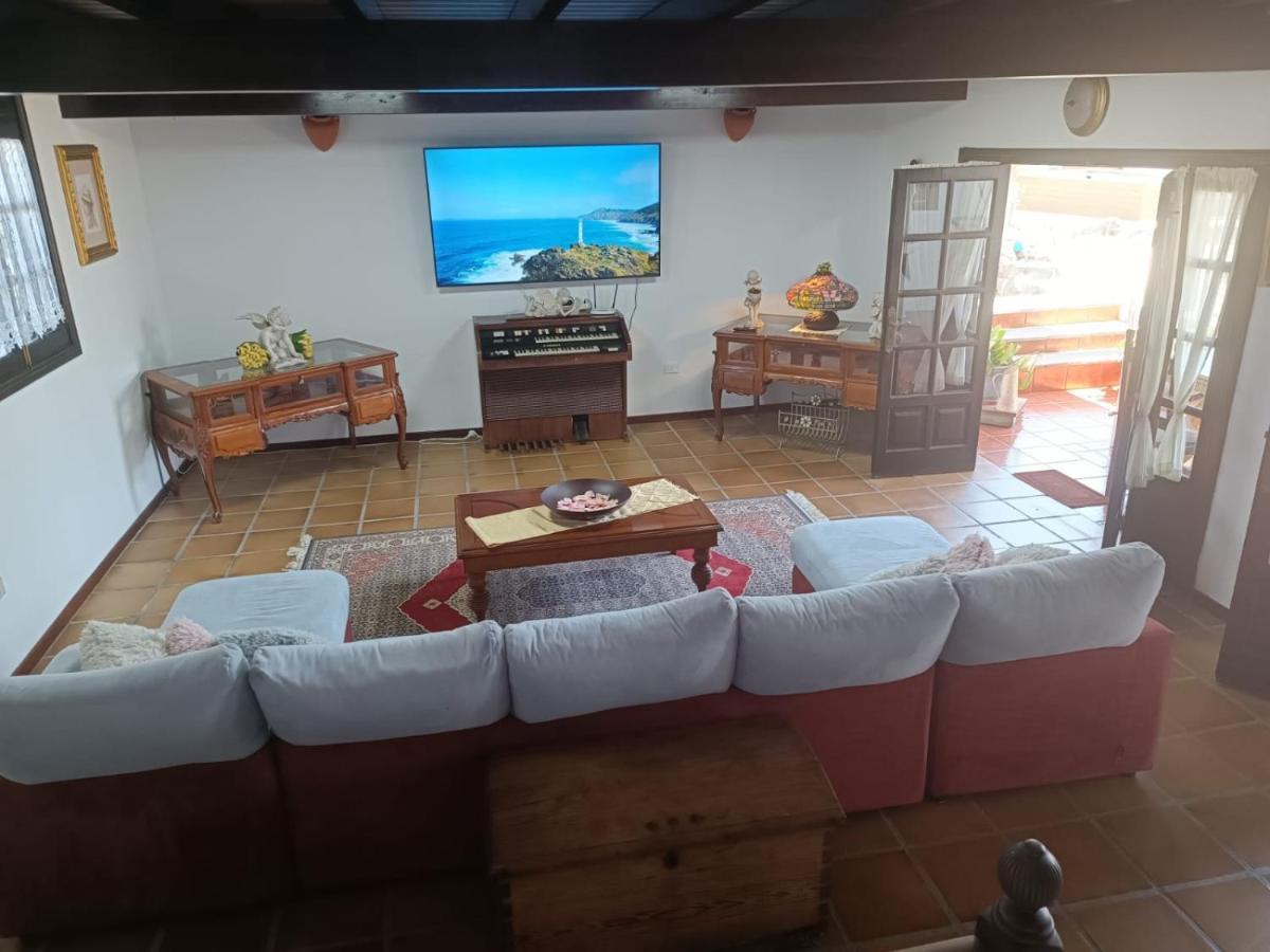 Habitaciones Dona Cris Puerto del Carmen  Eksteriør bilde