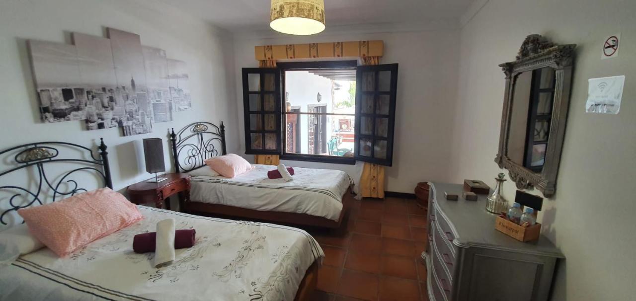 Habitaciones Dona Cris Puerto del Carmen  Eksteriør bilde
